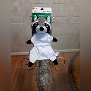 Jmle Wag N’ Woof  long Tail 16”  Dog Toy With Squeaker.